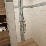 Апартаменты Secondhandrose *