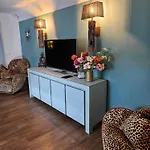 Апартаменты Secondhandrose *