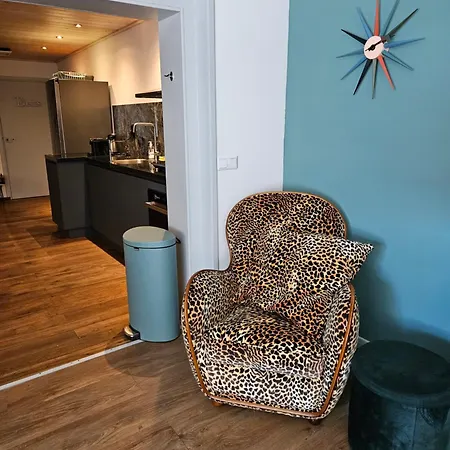 Apartment Secondhandrose Sprang
