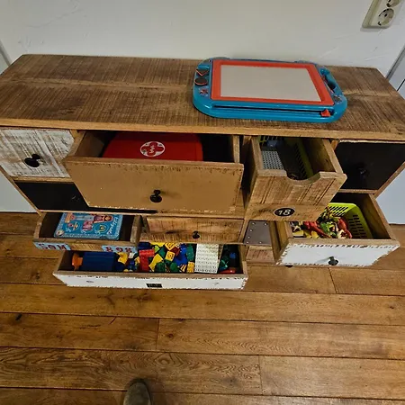 Apartment Secondhandrose