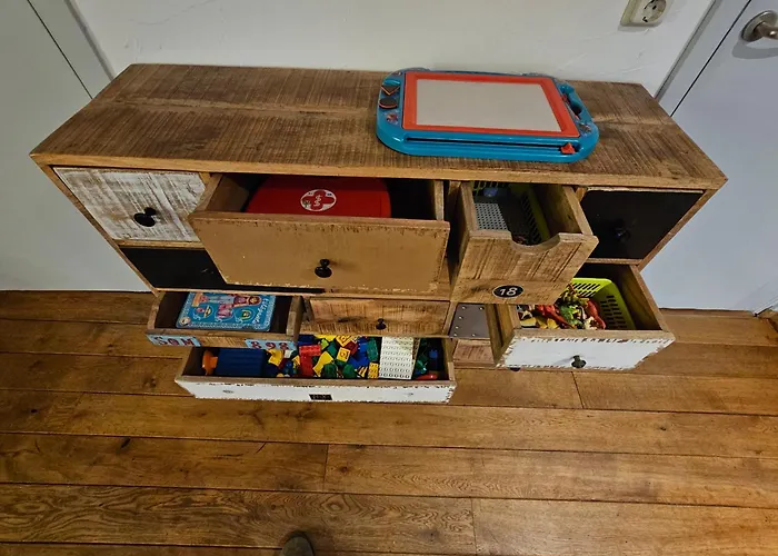 Apartment Secondhandrose